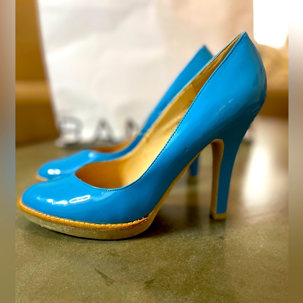 Super comfortable blue heels